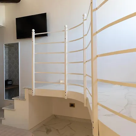 Dimora Cardinal Moroni 게스트하우스 *