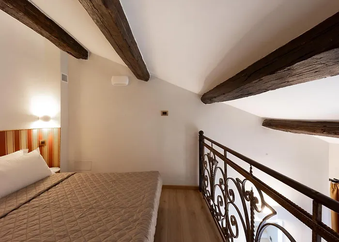 Dimora Cardinal Moroni Guest house