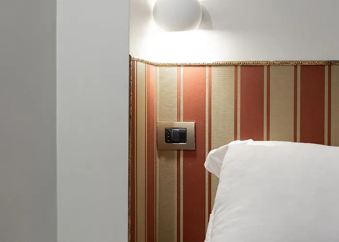 Dimora Cardinal Moroni * Rome