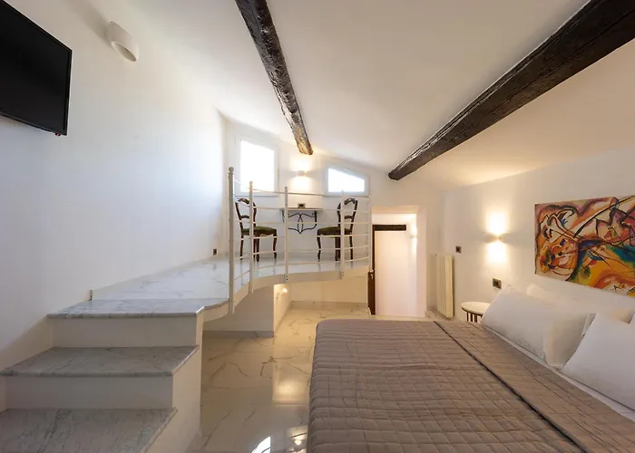 Dimora Cardinal Moroni * Rome