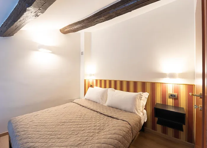 Dimora Cardinal Moroni Guest house Rome