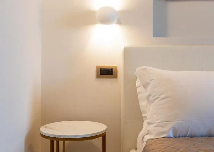 Dimora Cardinal Moroni * Rome