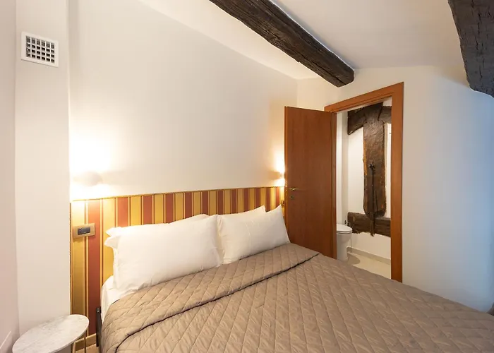 Dimora Cardinal Moroni Guest house