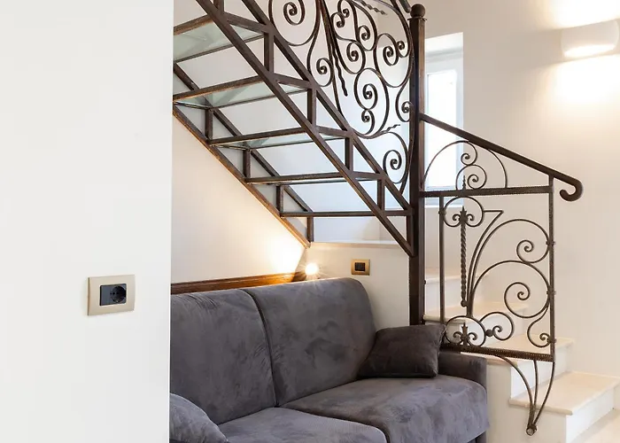 Dimora Cardinal Moroni Rome