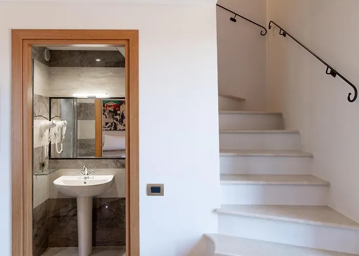 Dimora Cardinal Moroni Rome