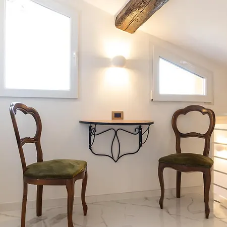 Dimora Cardinal Moroni Roma